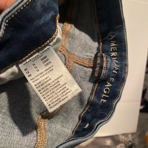 American eagle size 16 short blue Jean